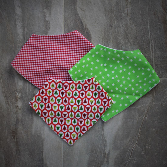 Picture of Christmas Dribble Bibs- Large, 3 Pack