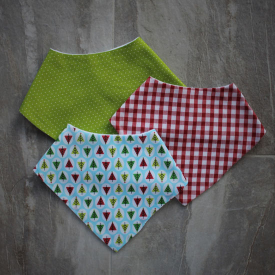 Picture of Christmas Dribble Bibs- Large, 3 Pack
